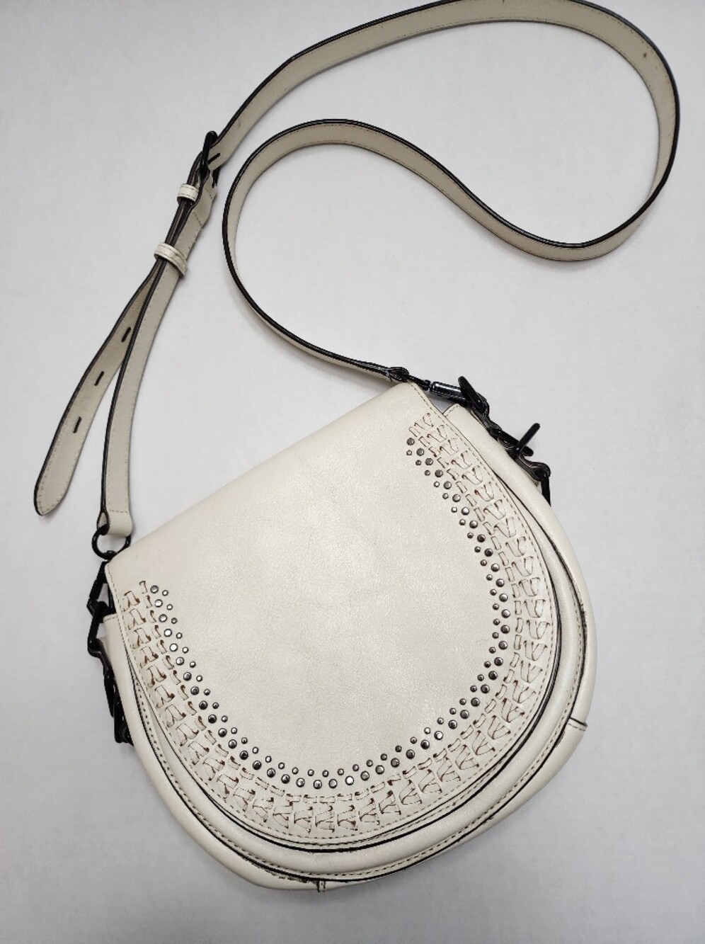 Rebecca Minkoff Astor Off White Leather Saddle Studded Crossbody Bag EUC Y2K Bo